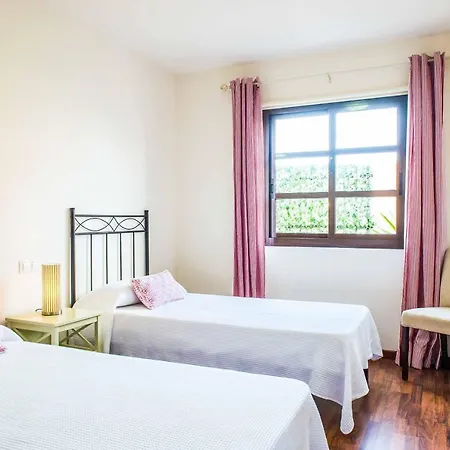 Canaria Villa *